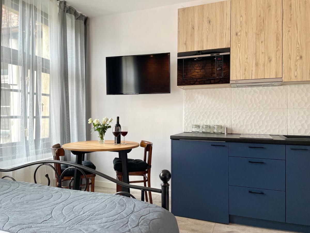 Copernicus Street Apartment - Broken Flowers And Twin Peaks Thorn Exterior foto