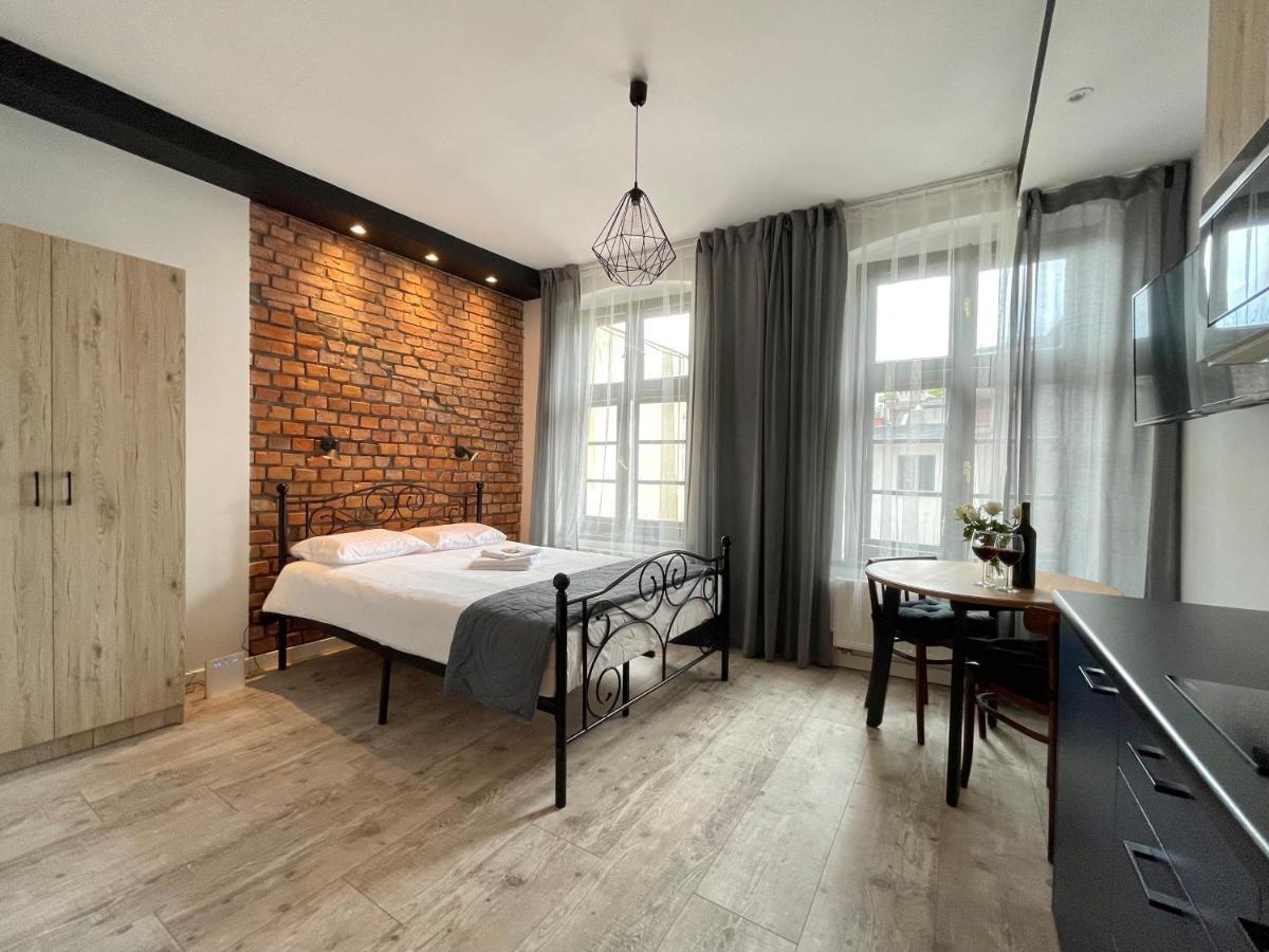 Copernicus Street Apartment - Broken Flowers And Twin Peaks Thorn Exterior foto