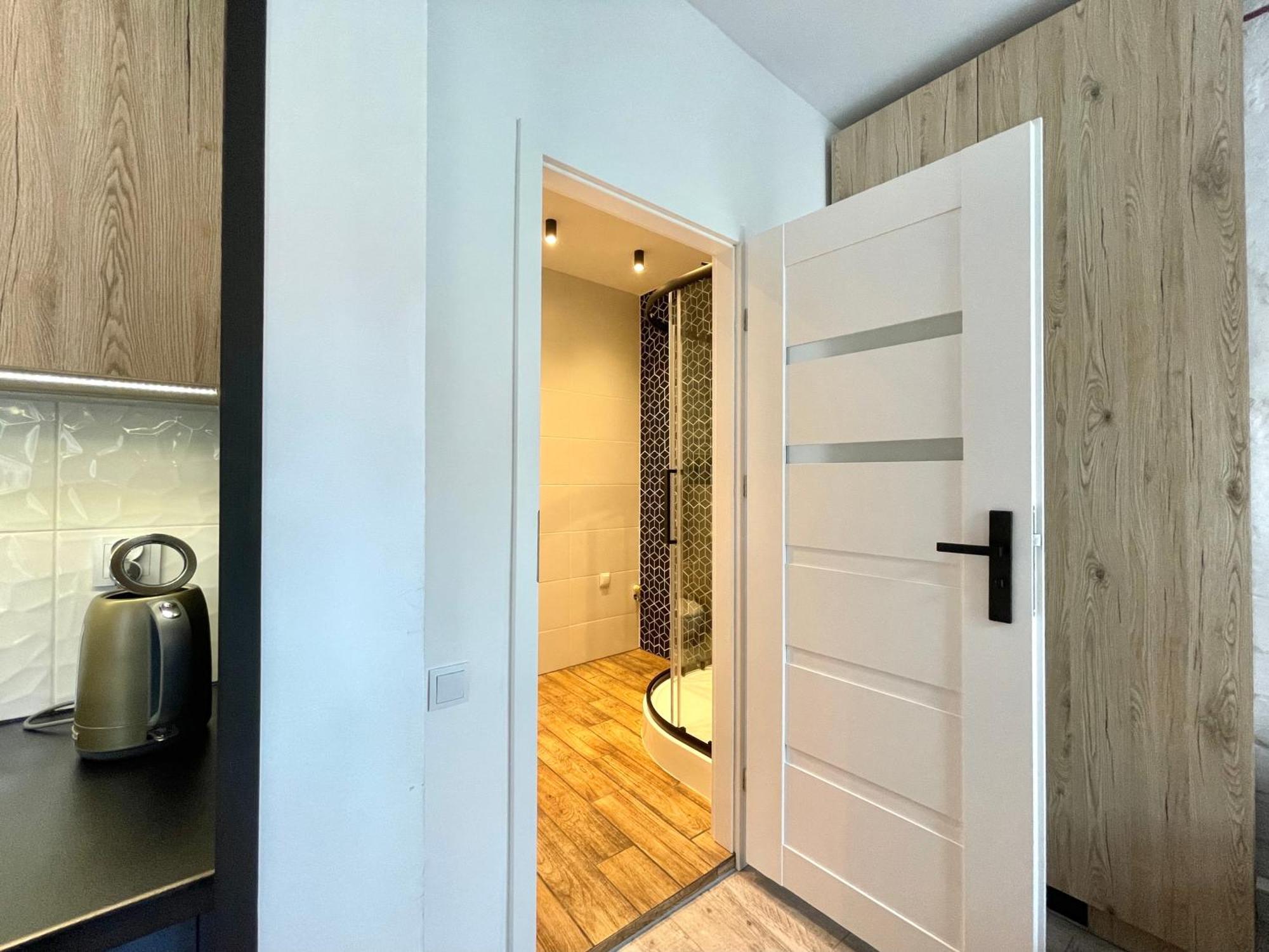 Copernicus Street Apartment - Broken Flowers And Twin Peaks Thorn Exterior foto